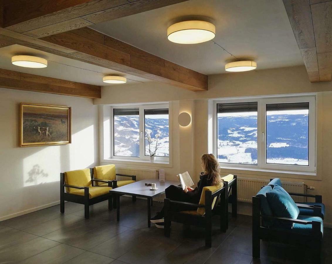 Pyntaberget Hotell Sør-Fron エクステリア 写真